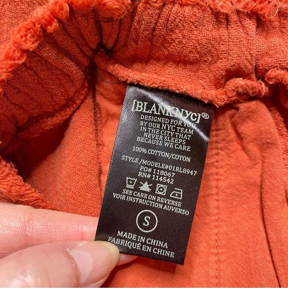 Blank NYC 100% Cotton Elastic Waist Shorts Raw Frayed Rust Pockets Sz S NWT - Picture 9 of 11